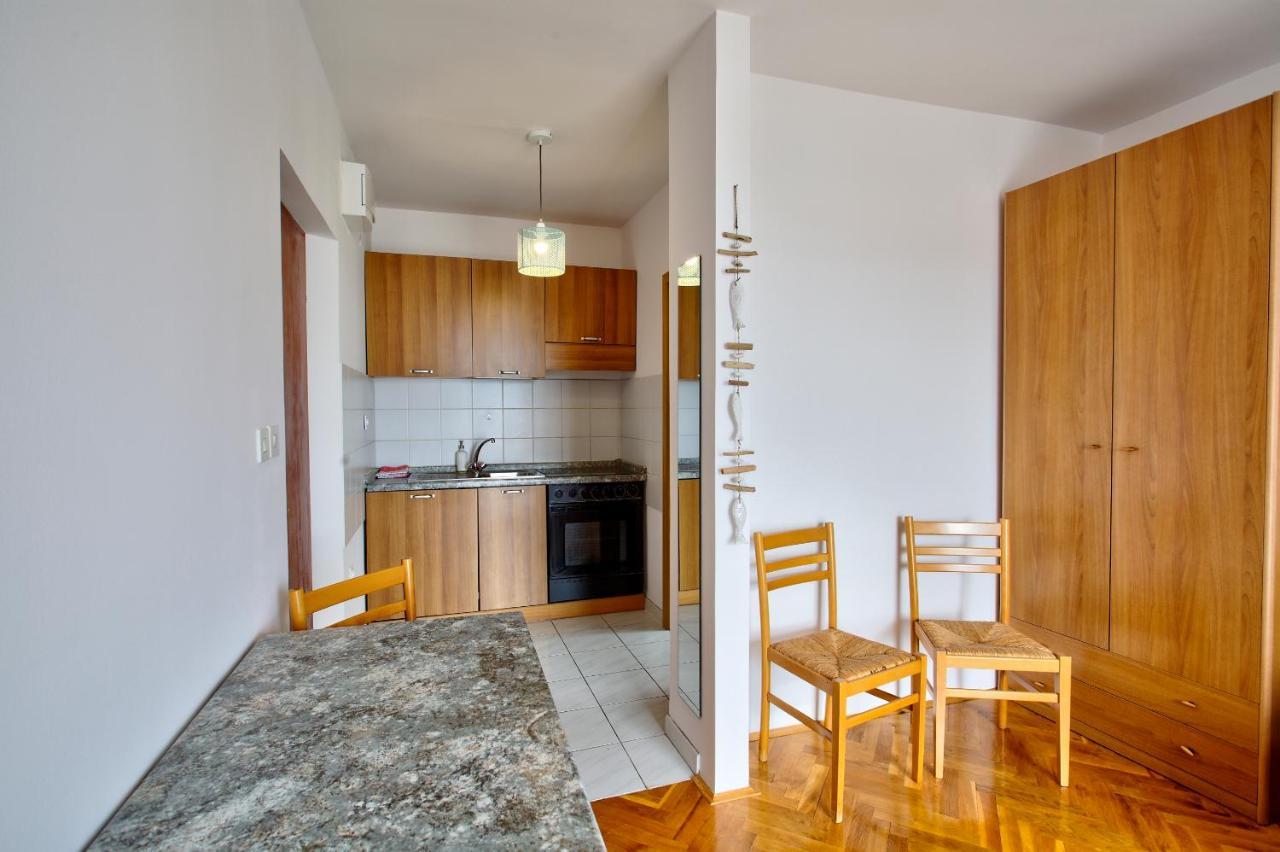 Anmarie Apartments Crikvenica Bagian luar foto