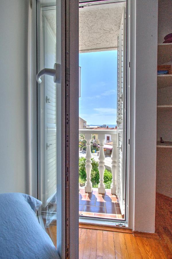Anmarie Apartments Crikvenica Bagian luar foto