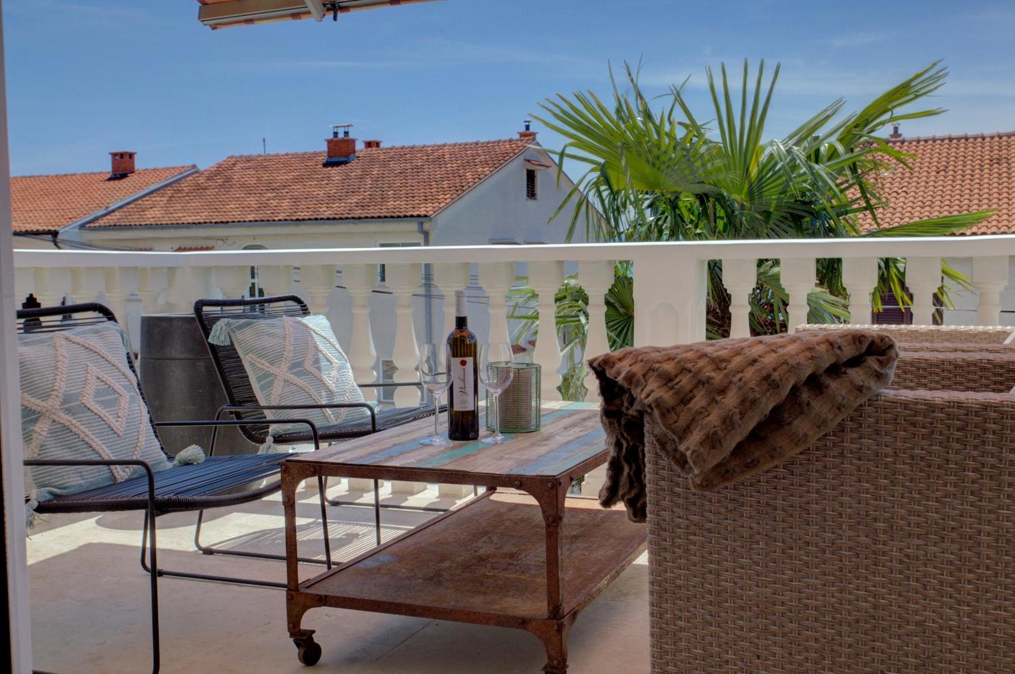Anmarie Apartments Crikvenica Bagian luar foto
